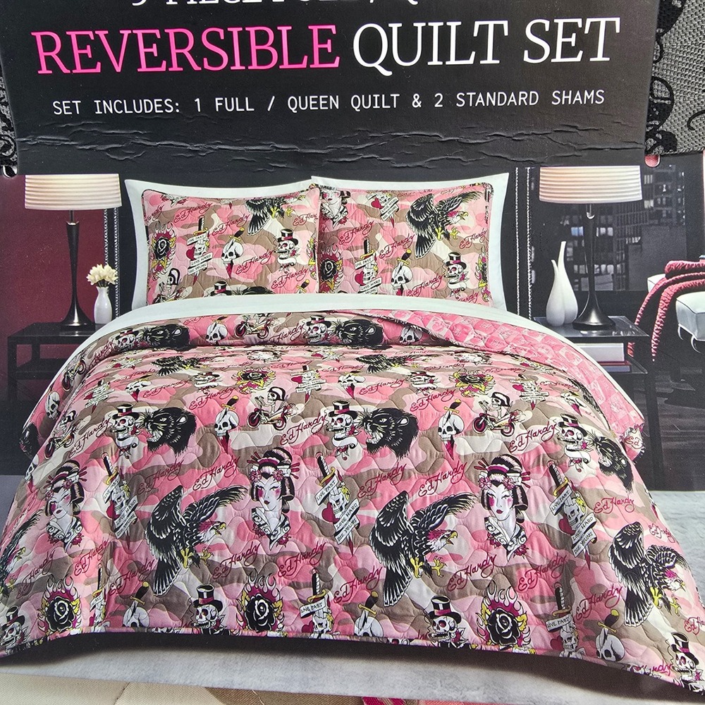 Ed Hardy Pink Camo Skull Tattoo 3pc Reversible Quilt Set Full Queen New